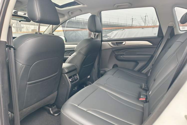 Used Haval M6 2021 PLUS 1.5T DCT Luxury Smart Connectivity Model