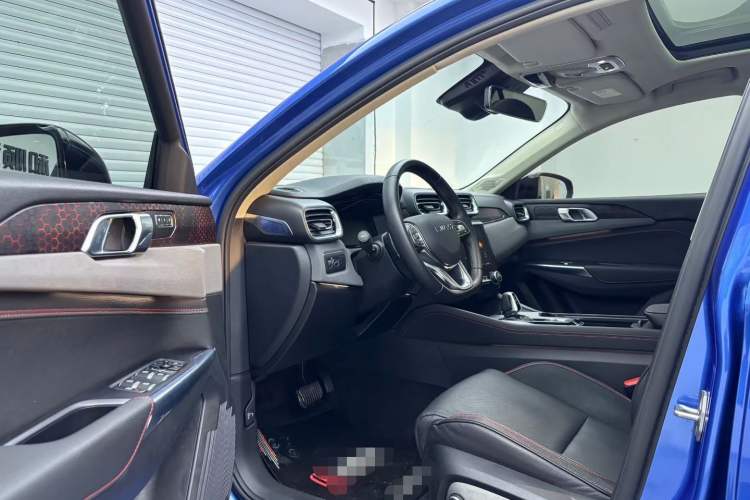 Used Lynk & Co 02 2018 1.5T DCT Two-Wheel Drive Pro Version China V Emission Standard