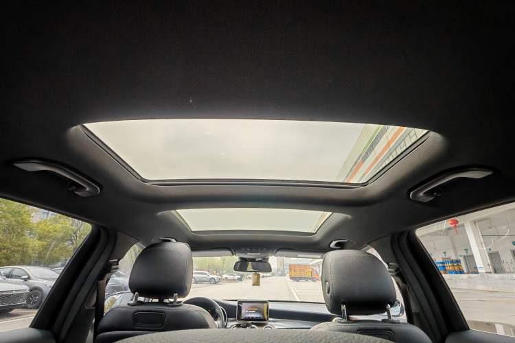 Used Mercedes-Benz GLC 2017 GLC 300 4MATIC Sport Edition