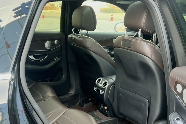 Used Mercedes-Benz GLC 2019 Refreshed GLC 300 L 4MATIC Dynamic Edition