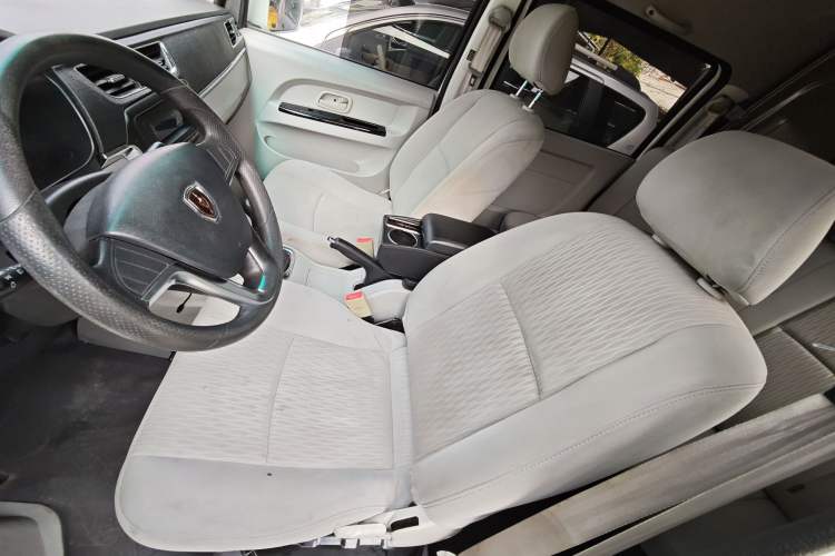 Used Jinbei New Hiace X30L 2021 1.5L Wealth Van Non-Air-Conditioned Version China VI Standard SWC15M