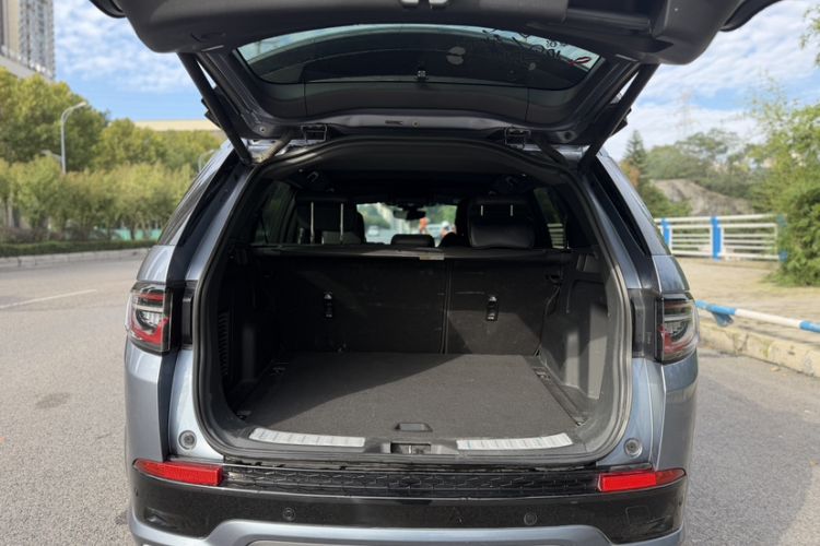 Used Land Rover Discovery Sport 2020 249 PS R-Dynamic Performance Tech Edition 5 Seats
