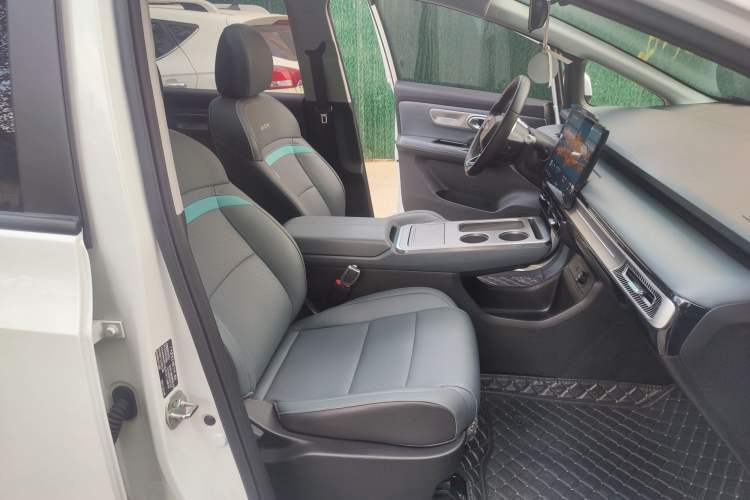 Used AION Y 2023 Plus 510 Smart Edition
