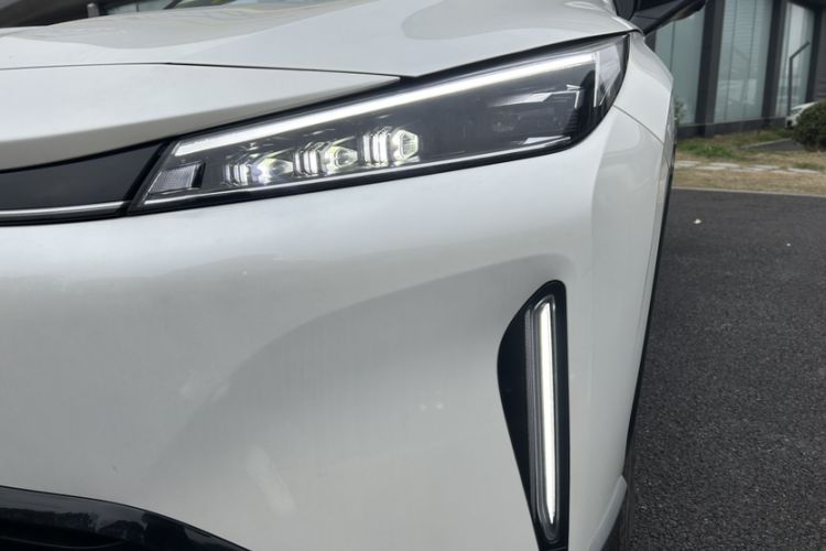 Used Roewe D5X DMH 2024 135 Luxury Edition