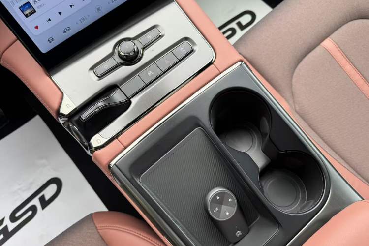 Used Nio EC6 2022 75 kWh Sport Edition
