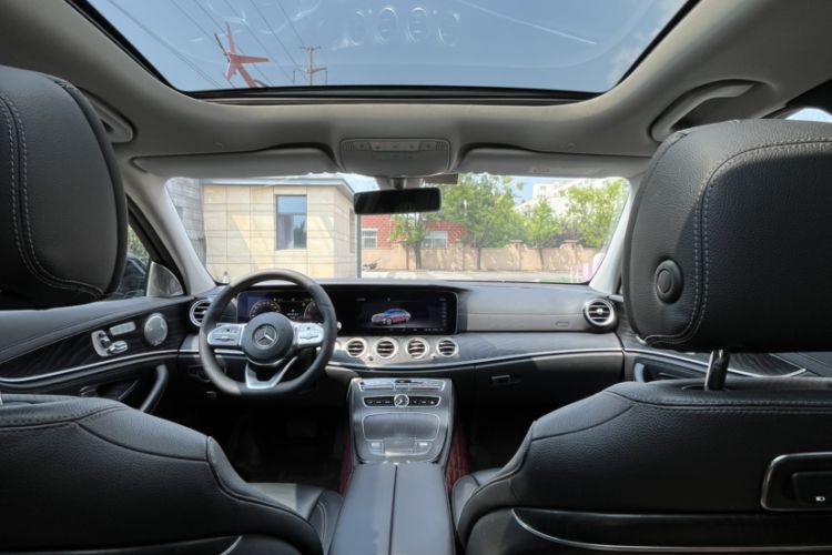 Used Mercedes-Benz E-Class 2019 E 300 L Sporty and Stylish Model