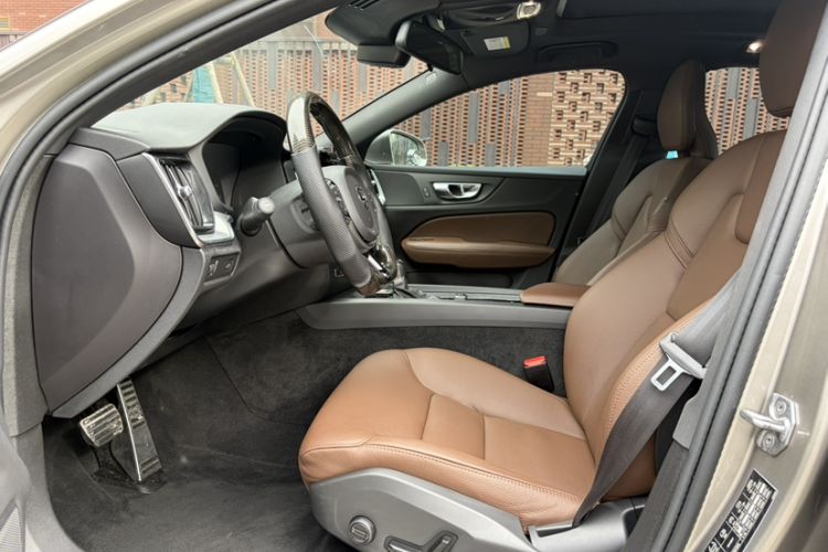 Used Volvo S60 2021 T4 Zhiyi Luxury Edition