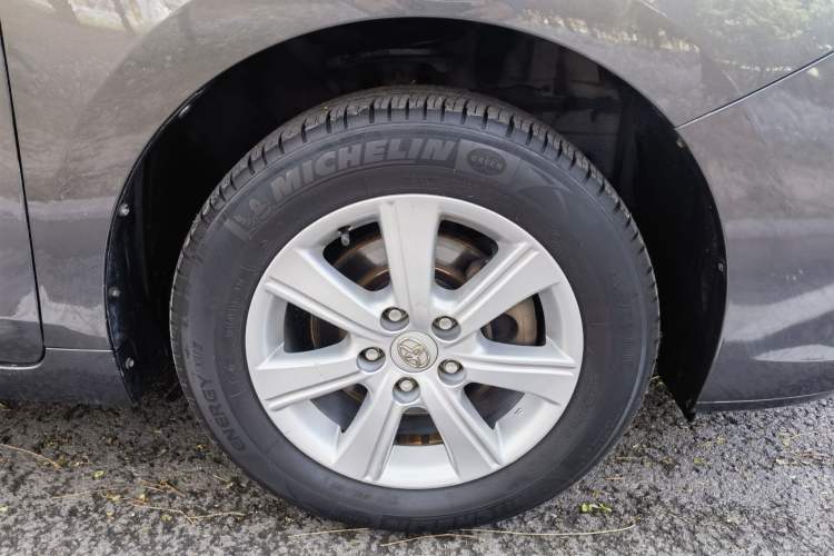 Used Toyota Verso 2014 Starlight 180E CVT Elite Edition