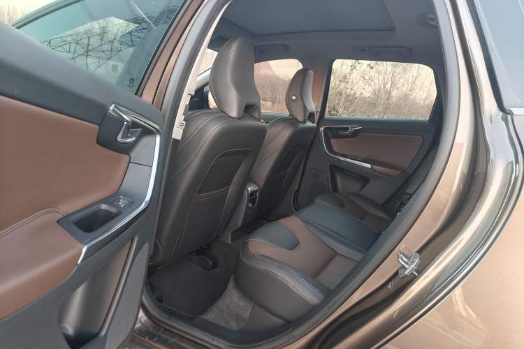 Used Volvo XC60 2015 T5 AWD Zhiyuan Edition