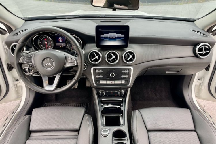 Used Mercedes-Benz GLA 2018 GLA 200 Fashion Model