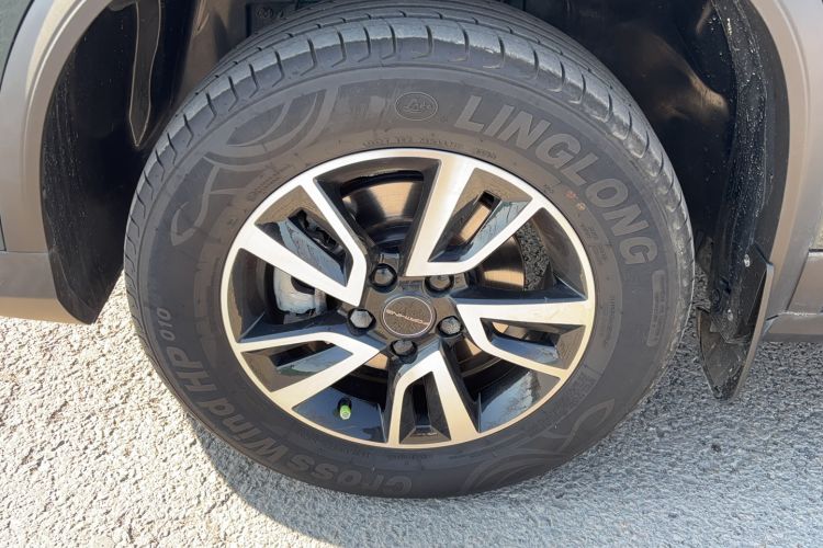 Used FORTHING T5 2023 Grand Edition 1.6L Manual Dream Version Five Seats
