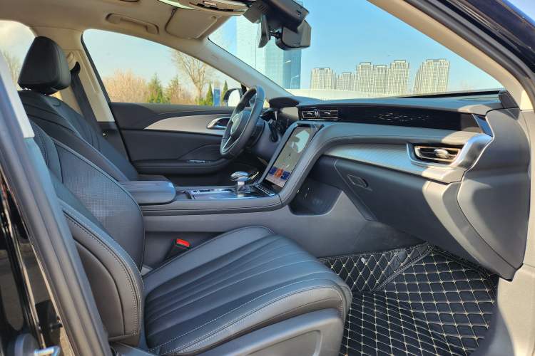 Used Hongqi H5 2023 2.0T Automatic Smart Connect Flagship Edition Interior 4