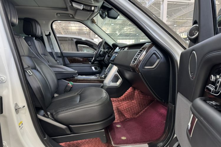 Used Land Rover Range Rover 2021 3.0 L6 Grand Edition
