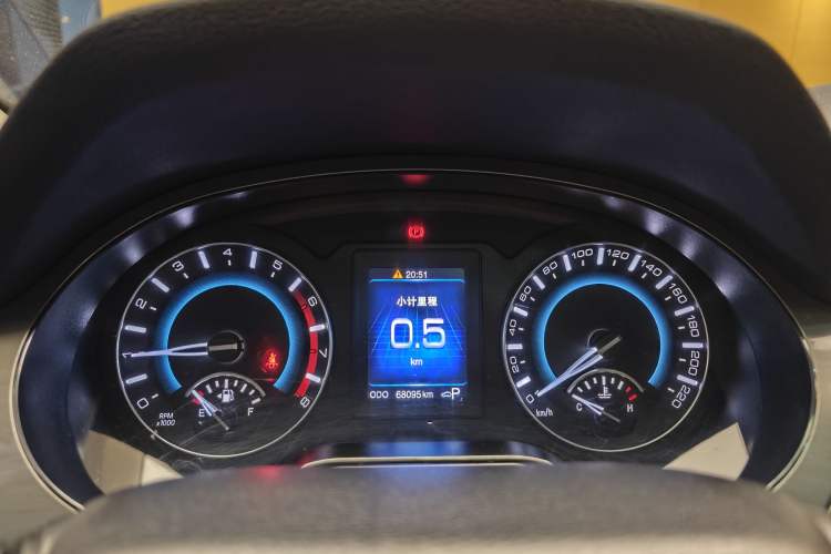 Used Haval H2 2016 Red-Label 1.5T Automatic Two-Wheel Drive Luxury Model
