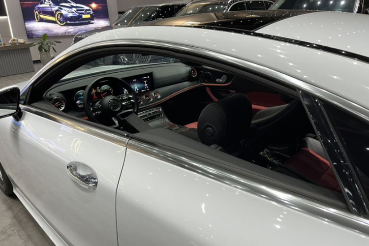 Used Mercedes-Benz E-Class (Import) 2023 E 260 Coupe
