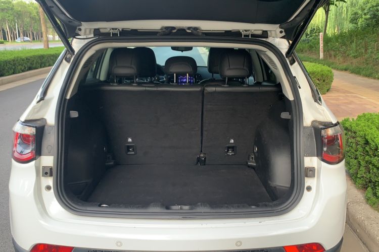 Used Jeep Compass 2020 220T Automatic Elite Edition Trunk