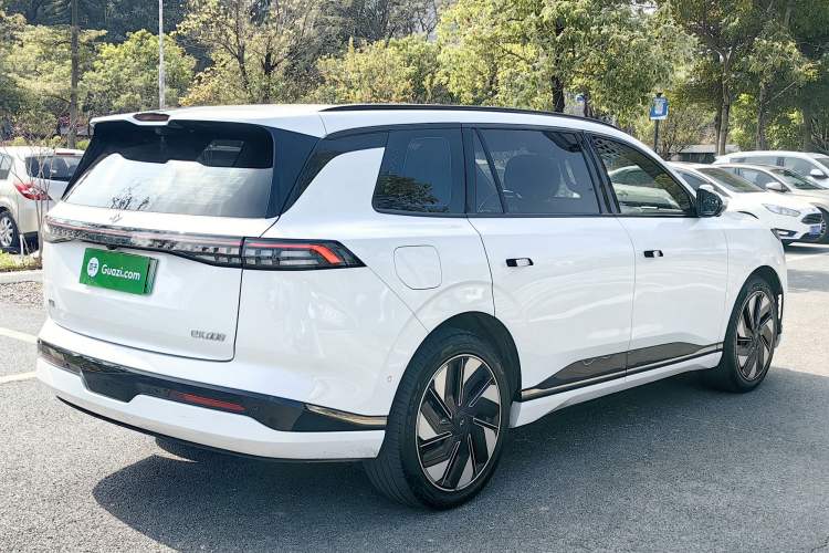 Used Dongfeng eπ eπ008 2024 636Max All-Electric Version 6 Seats