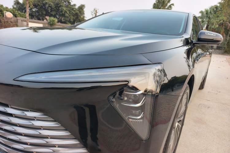 Used Buick LaCrosse 2023 28T Prestige Edition