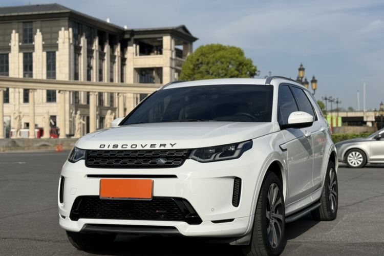 Used Land Rover Discovery Sport 2022 Revised Version 249 PS R-Dynamic S Performance Edition 5 Seats Front Left 45 Deg