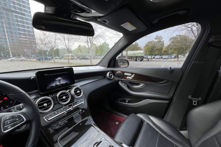 Used Mercedes-Benz GLC 2016 GLC 260 4MATIC Dynamic Edition