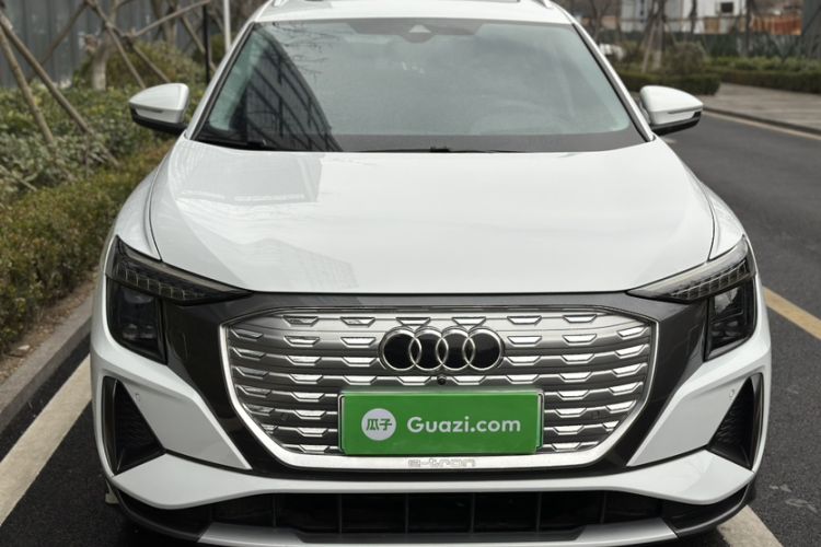 Used Audi Q5 e-tron 2022 40 e-tron Starry Edition Luxury Package Exterior 3