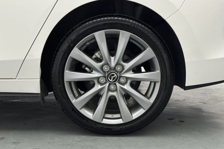 Used Mazda Mazda 3 Axela 2023 2.0L Automatic ZhiZhen Edition
