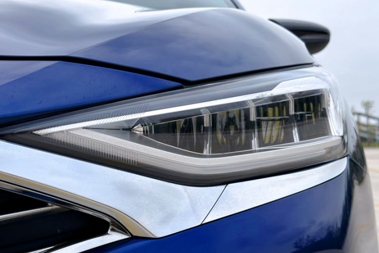 Used Hyundai Lafesta 2019 280TGDi Smart Edition China VI Standard Left Front Headlight