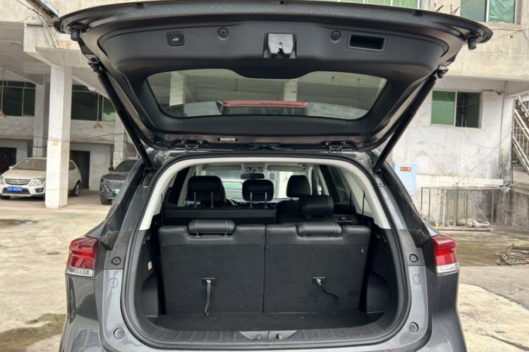 Used Changan X7 PLUS 2024 1.5T Automatic Luxury 7-Seater