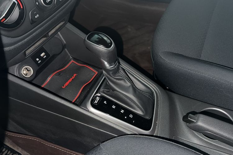 Used Hyundai Verna RV 2017 1.4L Automatic Cool Edition GLS China V Emission Standard
