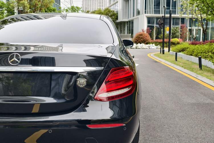 Used Mercedes-Benz E-Class 2018 Facelifted E 300 L Stylish Version Exterior 9