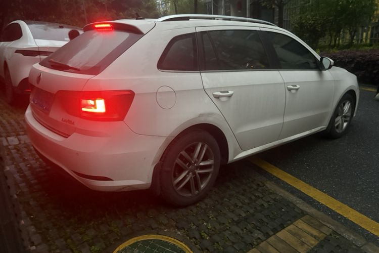 Used Volkswagen Gran Lavida 2017 1.6L Automatic Comfort Edition
