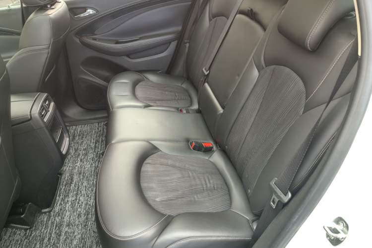 Used Buick Envision 2017 20T Two-Wheel Drive Leading Version Exterior 4