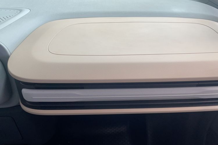 Used SAIC MAXUS Dana V1 2024 V1 Long Wheelbase Low Roof (51 kWh)