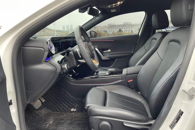 Used Mercedes-Benz A-Class 2022 Restyled A 200 L Sport Sedan Fashion Version