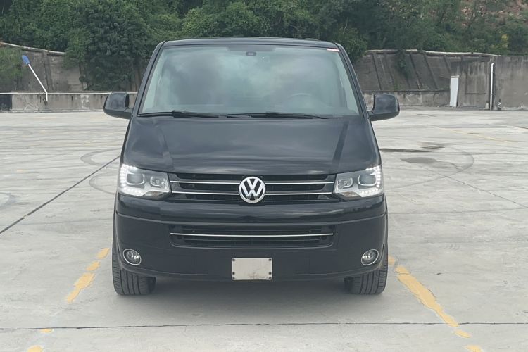 Used Volkswagen Multivan 2012 2.0 TSI Two-Wheel-Drive Luxury Edition