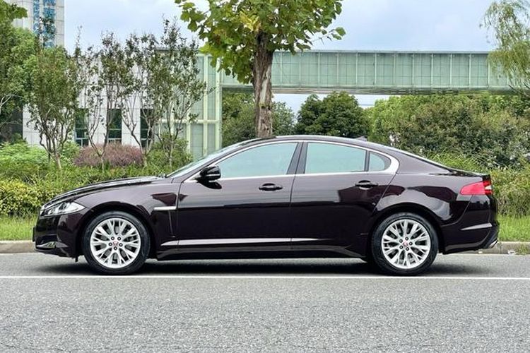 Used Jaguar XF 2014 XF 2.0T Luxury Edition