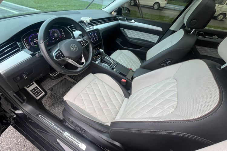 Used Volkswagen Magotan 2023 2 Million Units Commemorative Edition 330TSI DSG Luxury Version