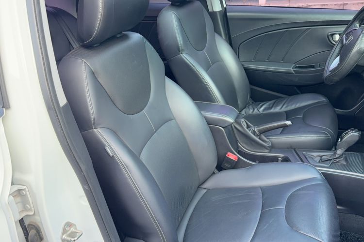 Used Luxgen S3 2016 1.6L CVT Flagship Edition
