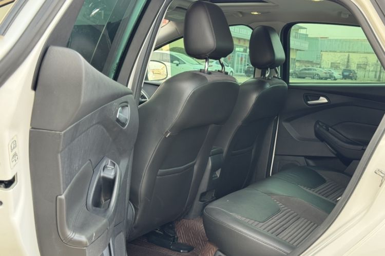 Used Ford Focus 2017 Sedan EcoBoost 180 Automatic Elite Model