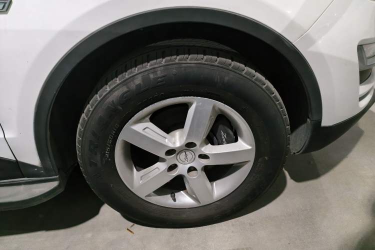 Used Zotye Domy X5 2016 1.5T Manual Luxury 7-Seater China V Emission Standard Exterior 4