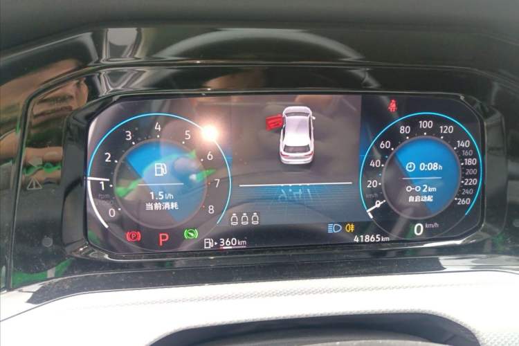 Used Volkswagen Golf 2021 280TSI DSG Pro Odometer Close Up