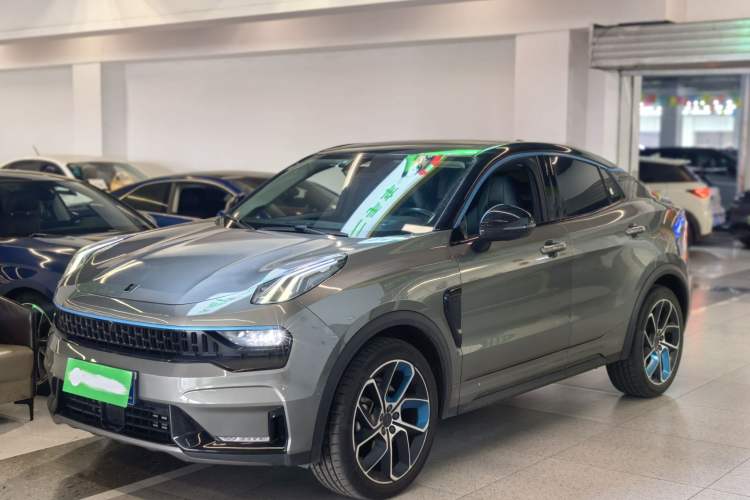 Used Lynk & Co 05 2022 2.0T Two-Wheel Drive Shine Halo Front Left 45 Deg