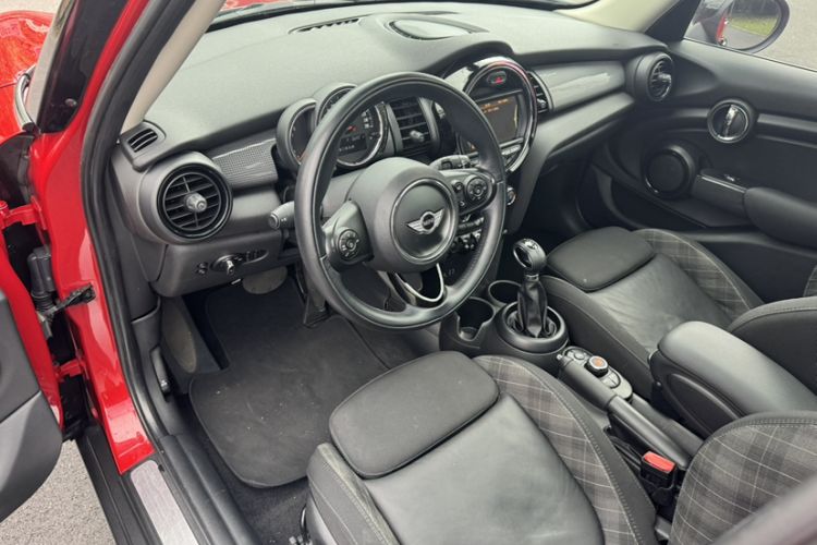 Used MINI 2016 1.5T COOPER Five-Door Edition
