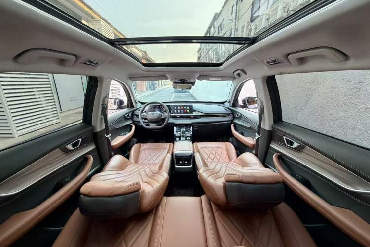 Used Chery Tiggo 8 PLUS 2022 290TGDI DCT Luxury Edition
