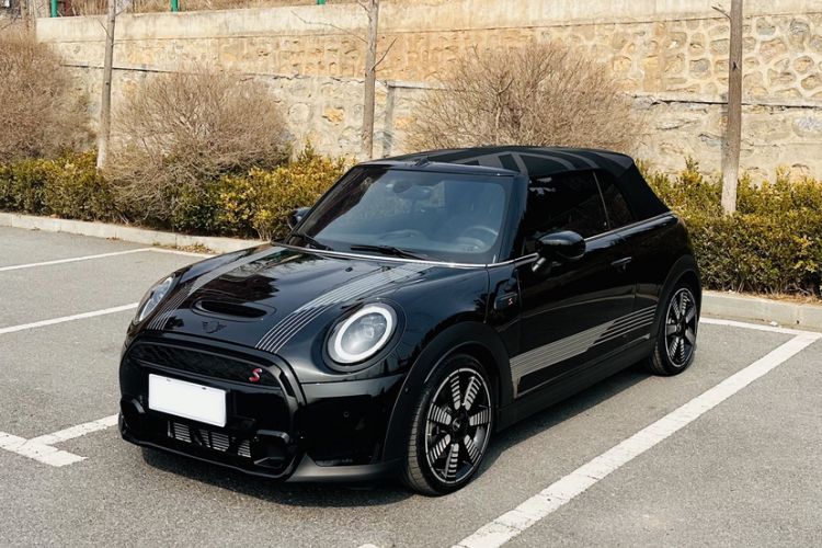 Used MINI 2023 Second Facelift 2.0T COOPER S CABRIO Artist

