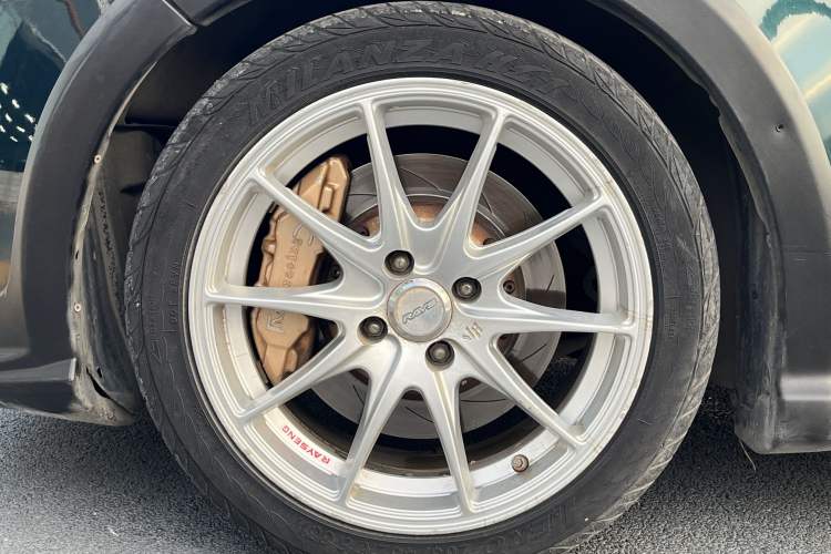 Used Suzuki Swift 2016 1.5L Automatic Fashionable Coolplay Edition
