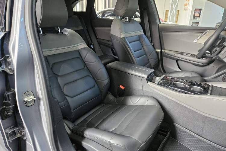 Used Citroen C5 X 2021 1.6T Enjoy the Extraordinary Right Front Seat