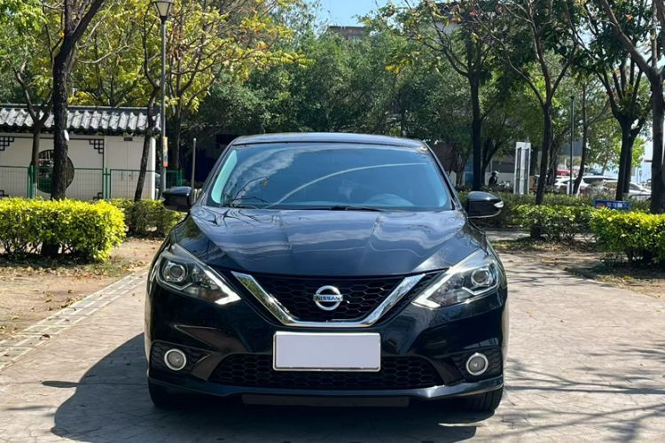 Used Nissan Sylphy 2019 1.6XV CVT Smart Connect Luxury Edition China VI Standard Exterior 4