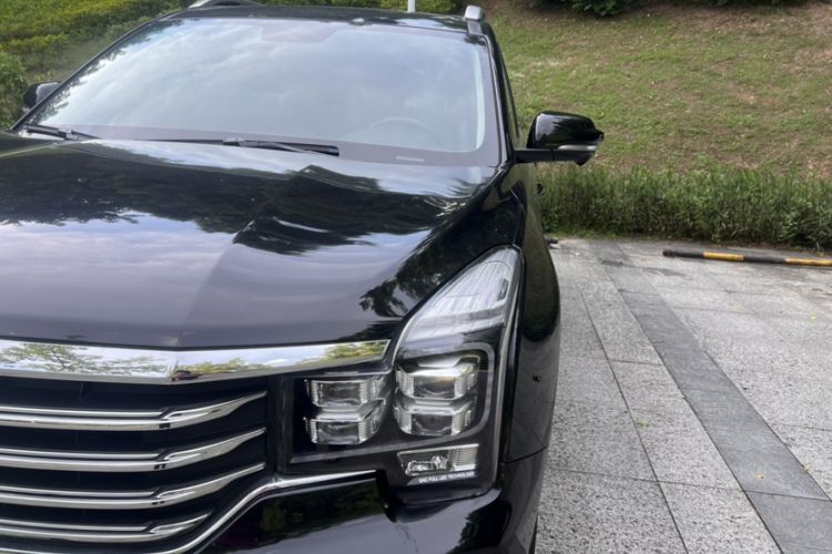 Used GAC Trumpchi GS8 2017 320T Two-Wheel Drive Luxury Smart Connectivity Version (7 Seats)