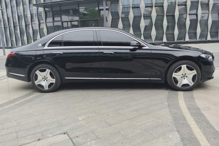 Used Mercedes-Benz S-Class 2023 S 400 L Business Model